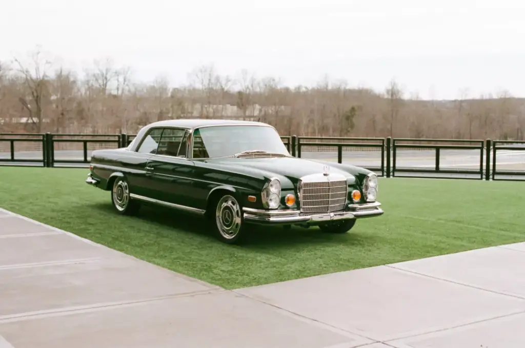 1969 Mercedes 280 SE Retro Designs 19 Motor16