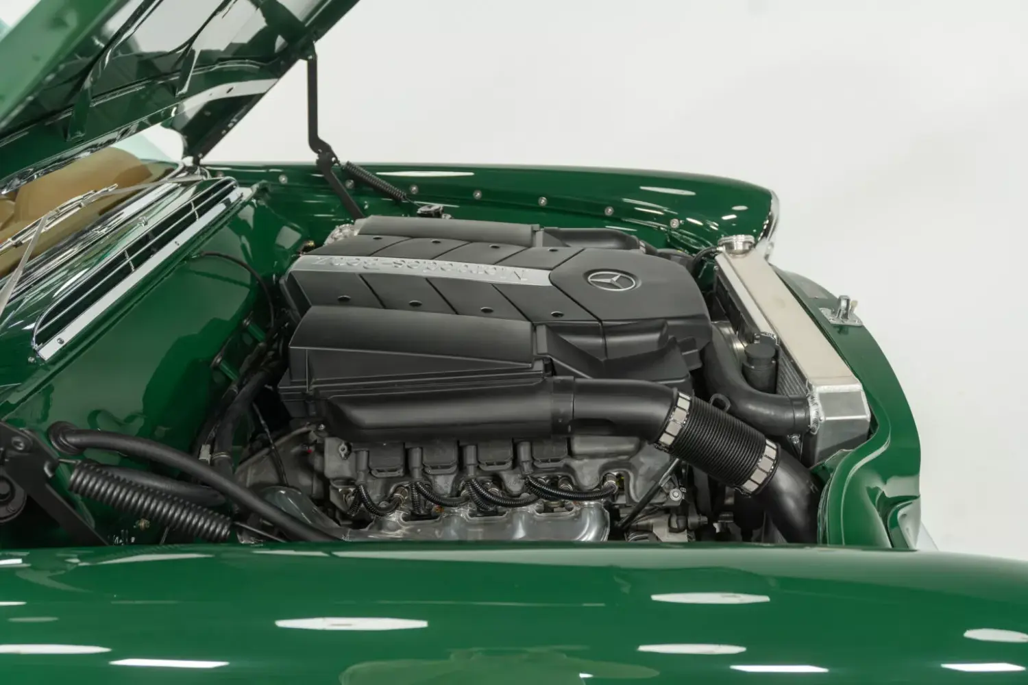 1969-Mercedes-280-SE-Retro-Designs-34.we