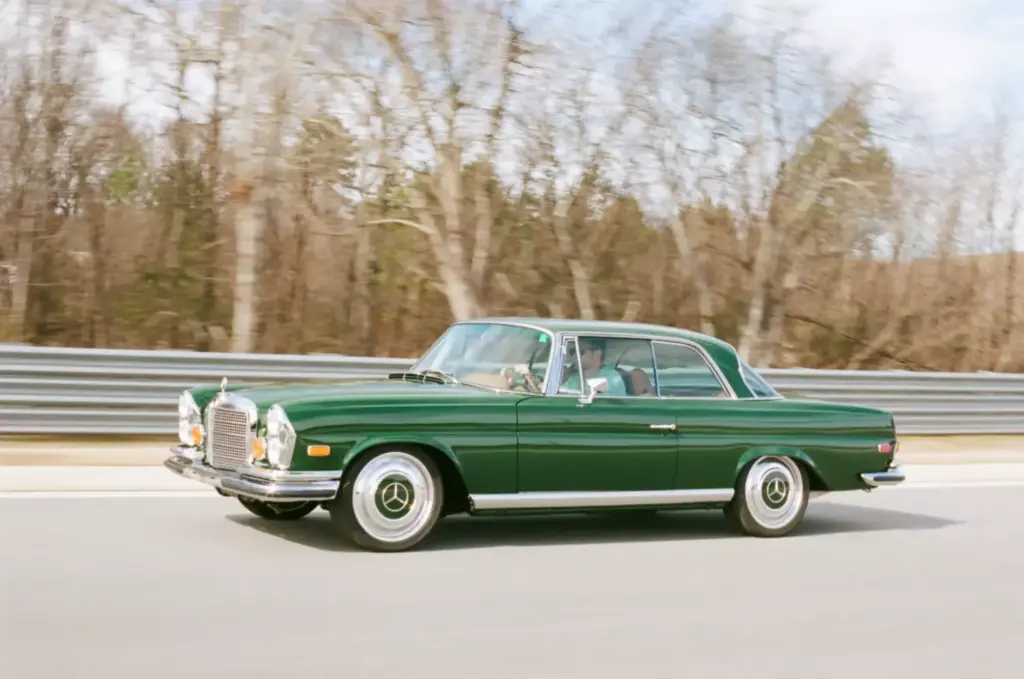 1969 Mercedes 280 SE Retro Designs 4 Motor16