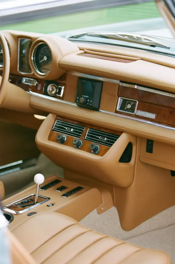 1969 Mercedes 280 SE Retro Designs 9 Motor16