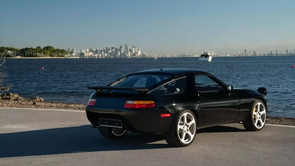 1989 Ruf 928R Porsche 928 3 Motor16