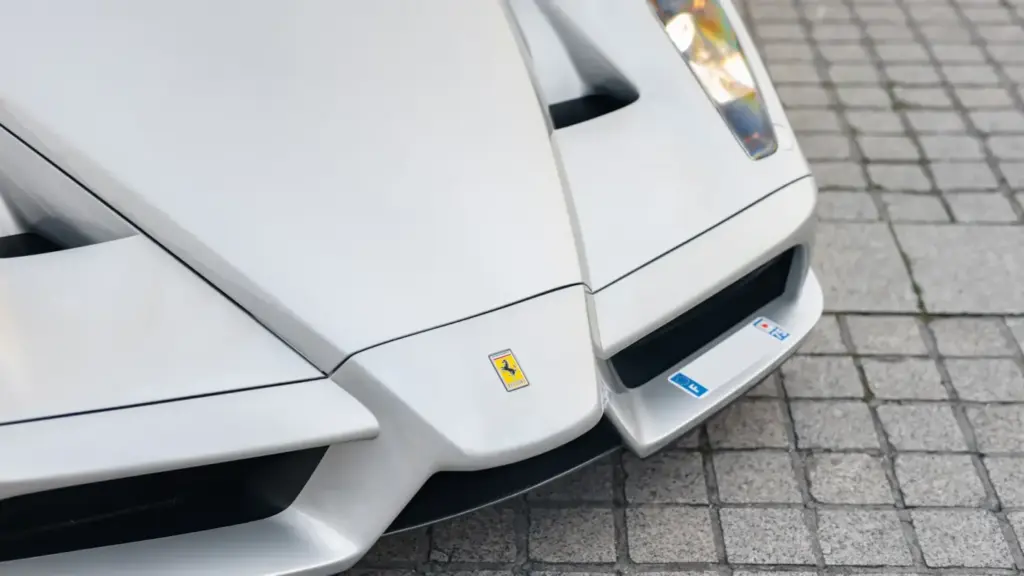 2004 ferrari enzo rm sothebys argento 4 Motor16