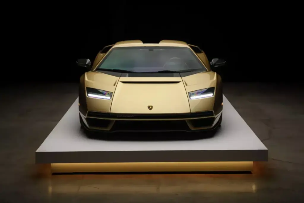 La especulación entorno al Lamborghini Countach LPI 800-4 se frena en seco con esta pieza 4 Motor16 2022 Lamborghini Countach LPI 800 4 Gold Subasta 10 Motor16