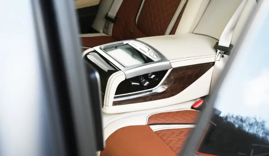 2022 Manhart MH7 700 BMW 760Li 14 Motor16