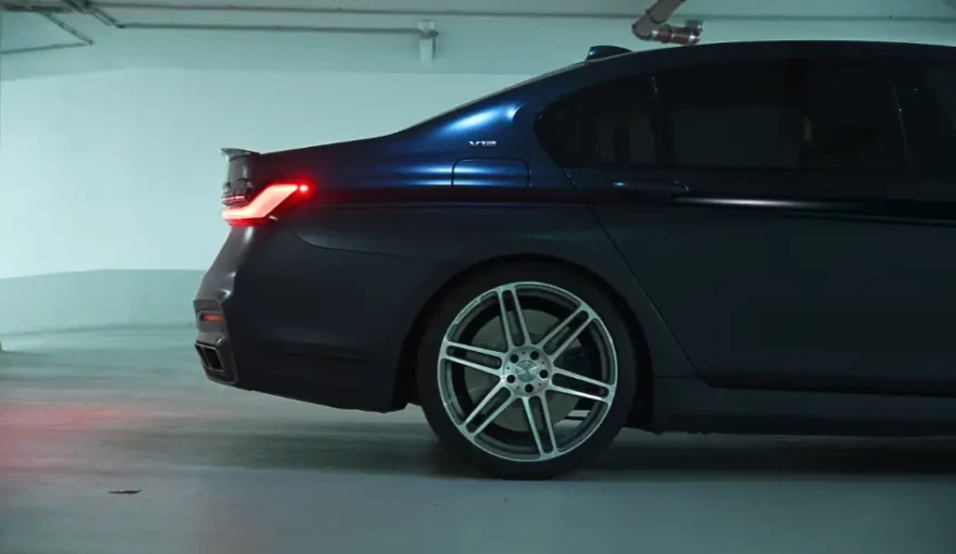 2022 Manhart MH7 700 BMW 760Li 8 Motor16