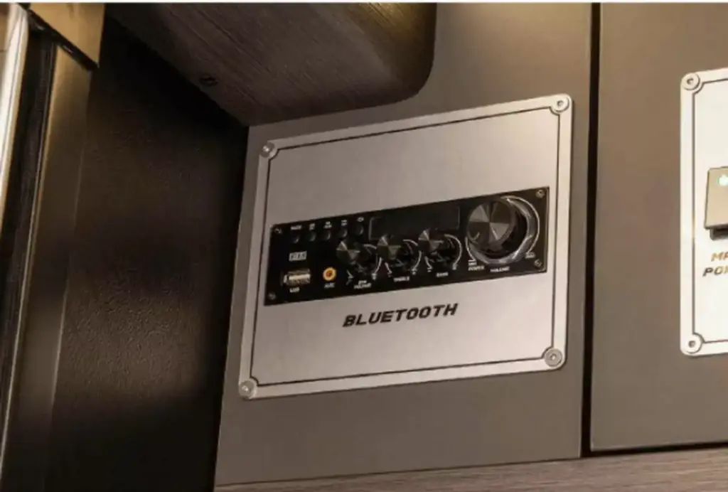 2026 Direct Cars Dune Rover Katana Daihatsu 18 Motor16