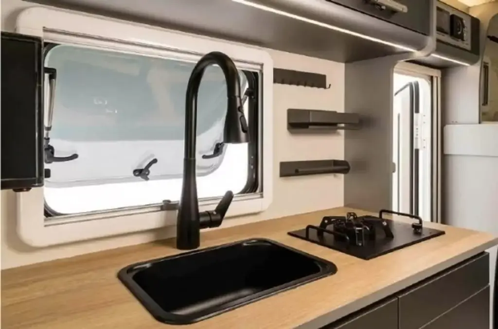 2026 Direct Cars Dune Rover. Daihatsu Hijet. Imagen detalle.