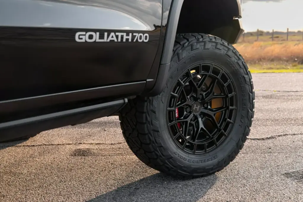 El Chevrolet Silverado alcanza prestaciones de deportivo gracias a Hennessey Performance 18 Motor16 2026 Hennessey Chevrolet Colorado ZR2 Goliath 700 13 Motor16