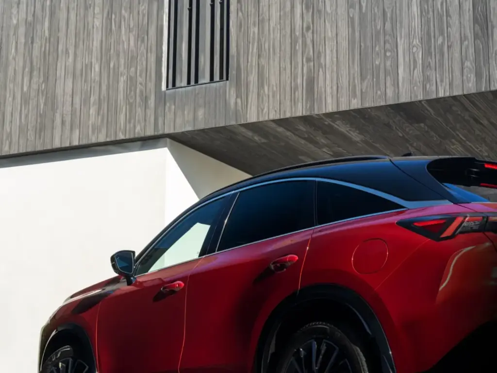 Infiniti QX65: el SUV coupé que retoma el diseño del mítico FX 14 Motor16 2026 Infiniti QX65 4 motores16