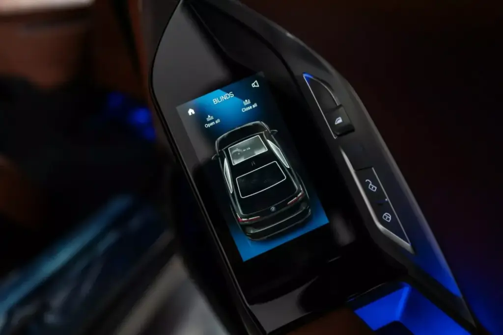 2026 Inkas BMW Serie 7 19 Motor16