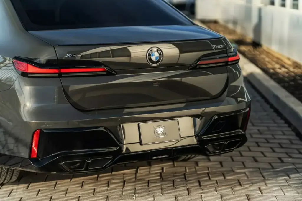 2026 Inkas BMW Serie 7 5 Motor16