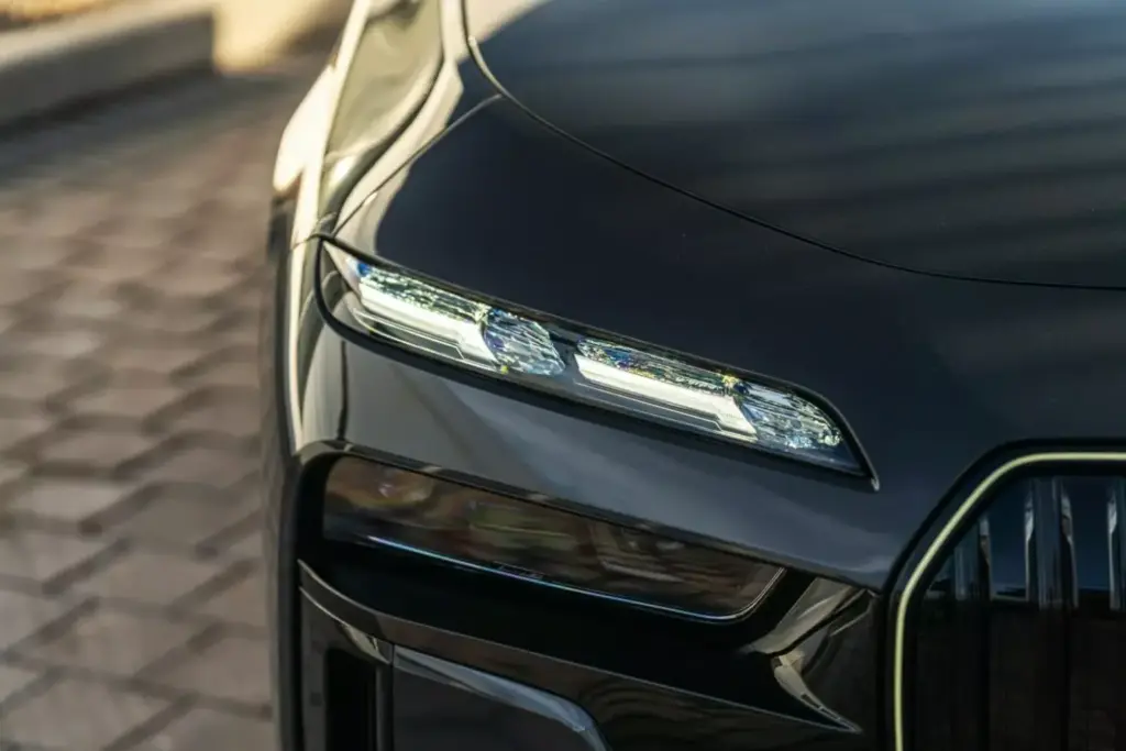 2026 Inkas BMW Serie 7 7 Motor16