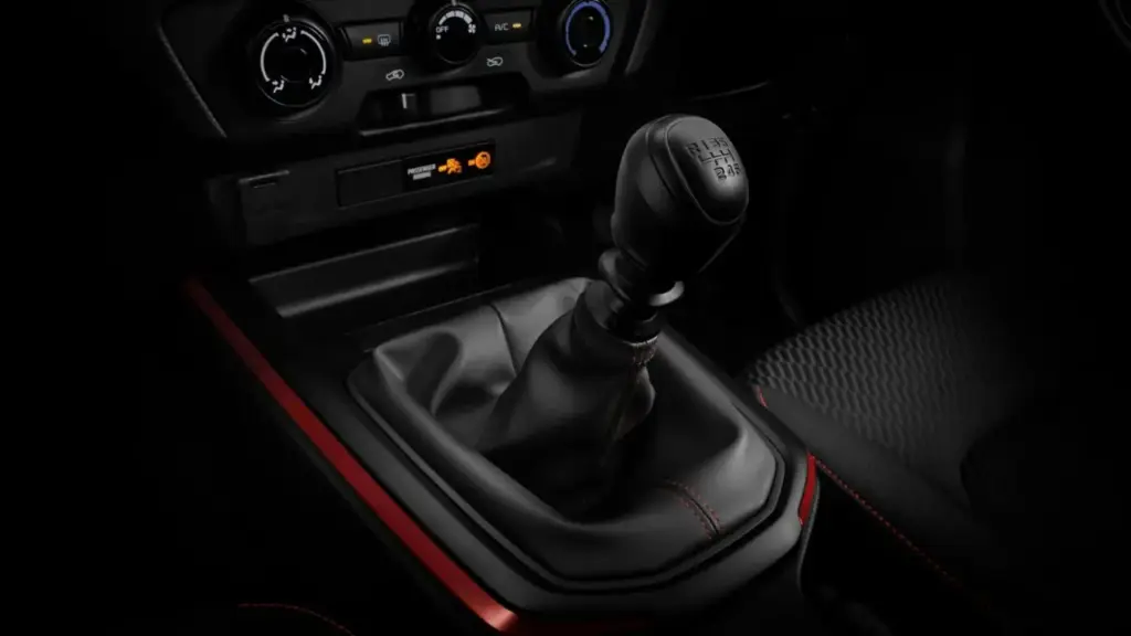 El Isuzu D-Max que parece salido de la parrilla de las 24 Horas de Nürburgring 31 Motor16 2026 Isuzu D Max X Series 17 Motor16