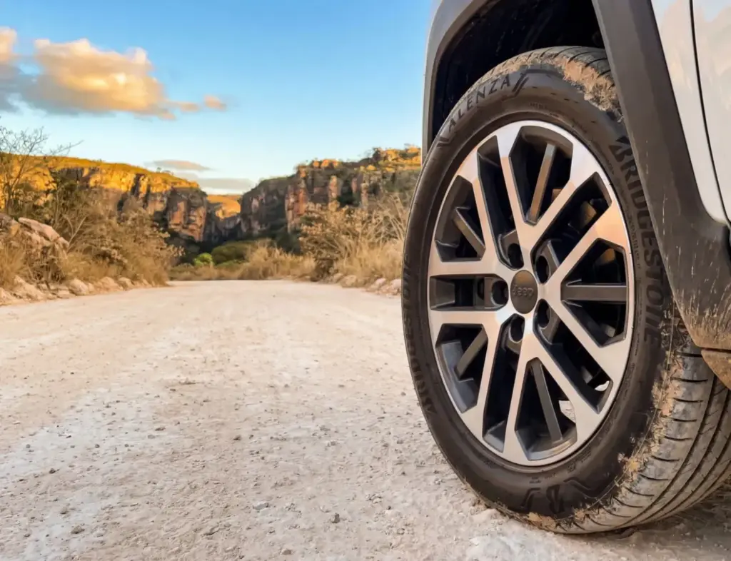 2026 Jeep Renegade Sahara 16 Motor16