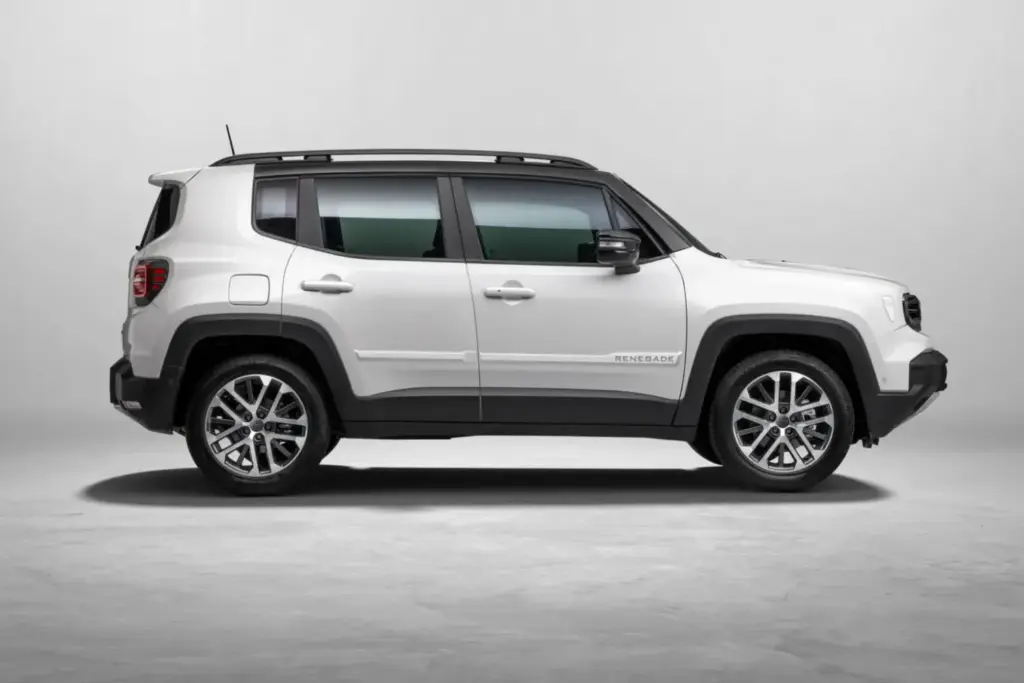2026 Jeep Renegade Sahara 21 Motor16