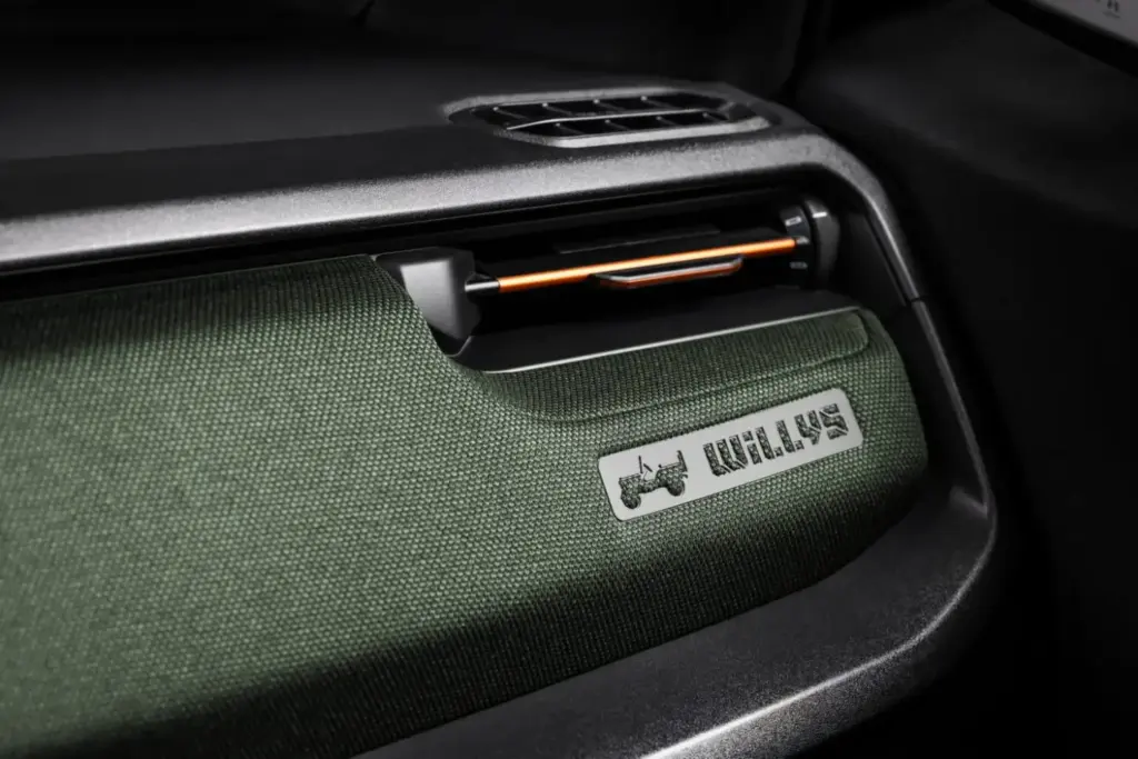 2026 Jeep Renegade Willys 38 Motor16