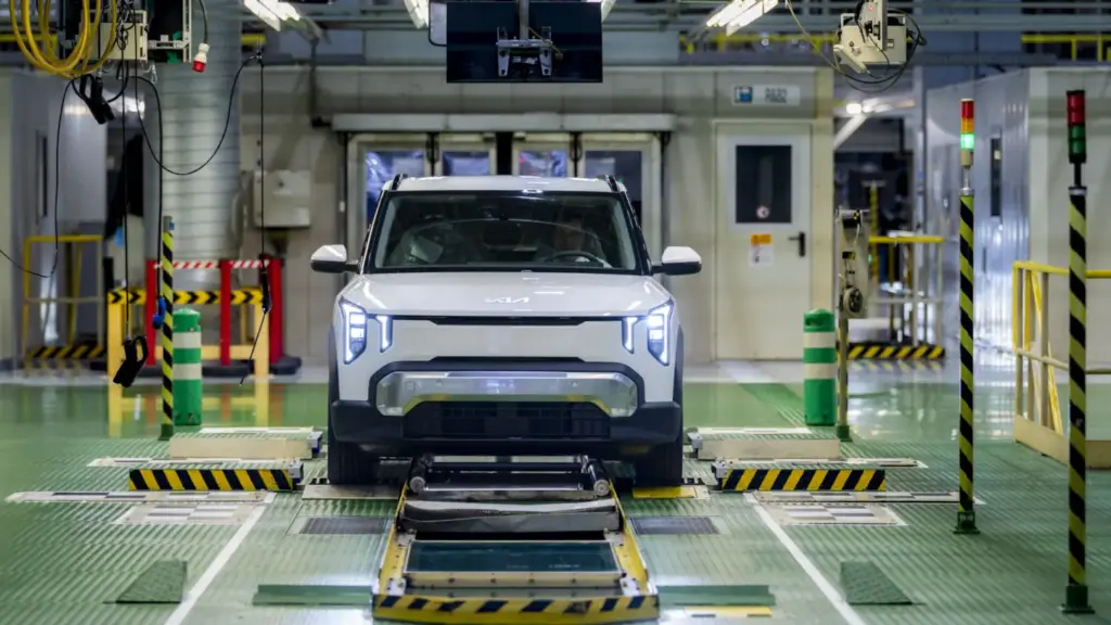 2026 Kia ev2 zilina 33 Motor16