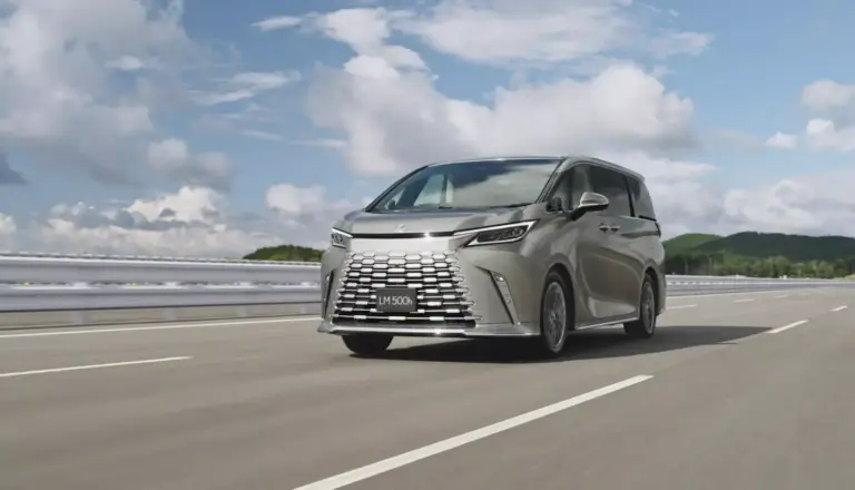 Por si el Lexus LM no era lo suficientemente confortable, ahora lo vuelven a mejorar