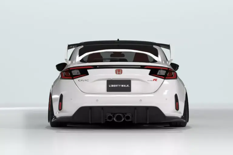Liberty Walk presta su inconfundible ADN widebody a los Honda Civic Type R