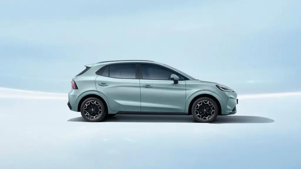 MG4 Urban: El esperado compacto eléctrico de los 19.000 euros ya se vende 8 Motor16 2026 MG4 EV Urban 6 Motor16