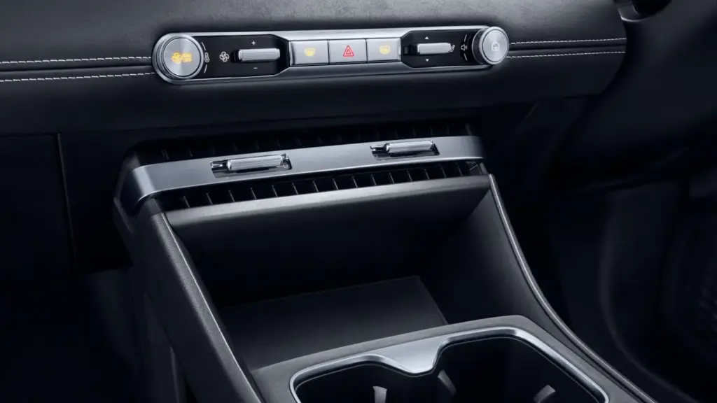 MG4 Urban: El esperado compacto eléctrico de los 19.000 euros ya se vende 26 Motor16 2026 MG4 EV Urban 8 Motor16