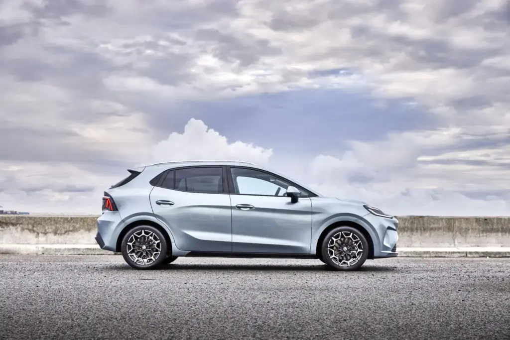 MG4 Urban: El esperado compacto eléctrico de los 19.000 euros ya se vende 13 Motor16 2026 MG4 Urban Australia 22 Motor16