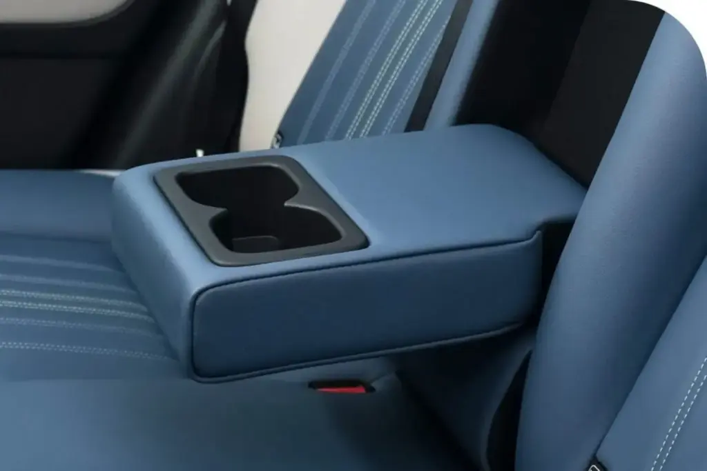 El viejo Nissan Kicks se actualiza para conducirse como un eléctrico 22 Motor16 2026 Nissan Kicks E Power Tailandia 20 Motor16