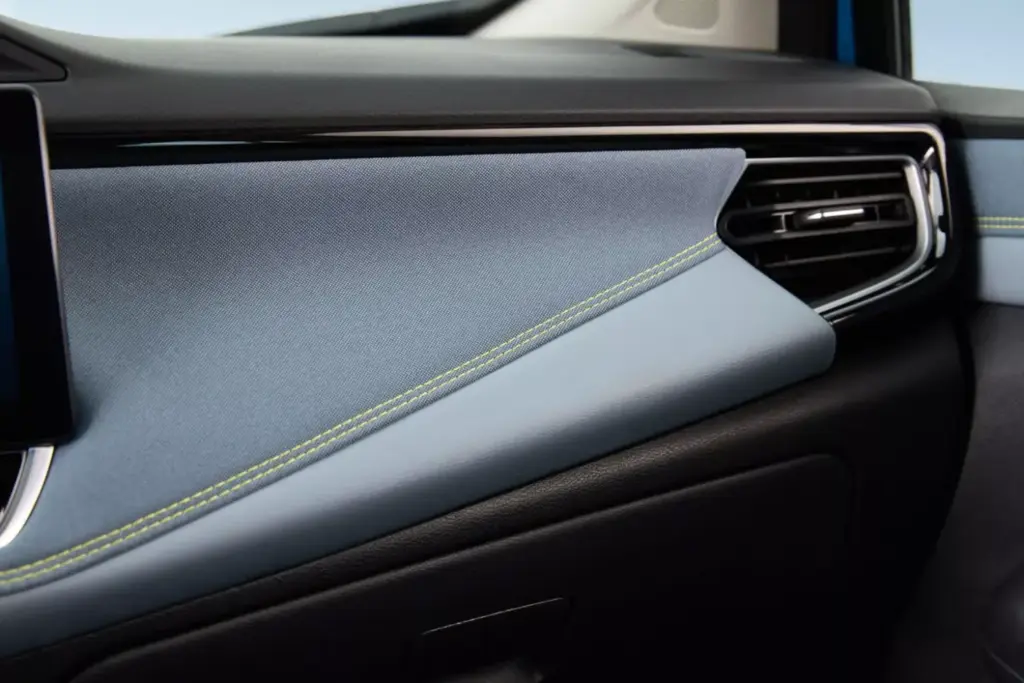 El mejor Nissan Versa de la historia deja huérfanos a quienes más lo esperaban 27 Motor16 2026 Nissan Versa 22 Motor16