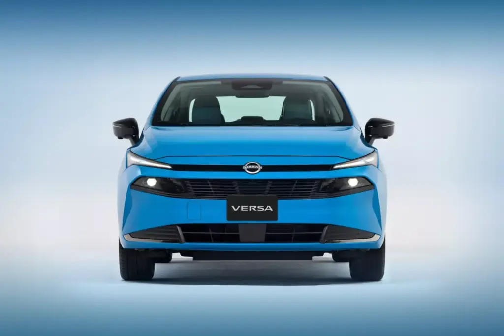 El mejor Nissan Versa de la historia deja huérfanos a quienes más lo esperaban 4 Motor16 2026 Nissan Versa 8 Motor16