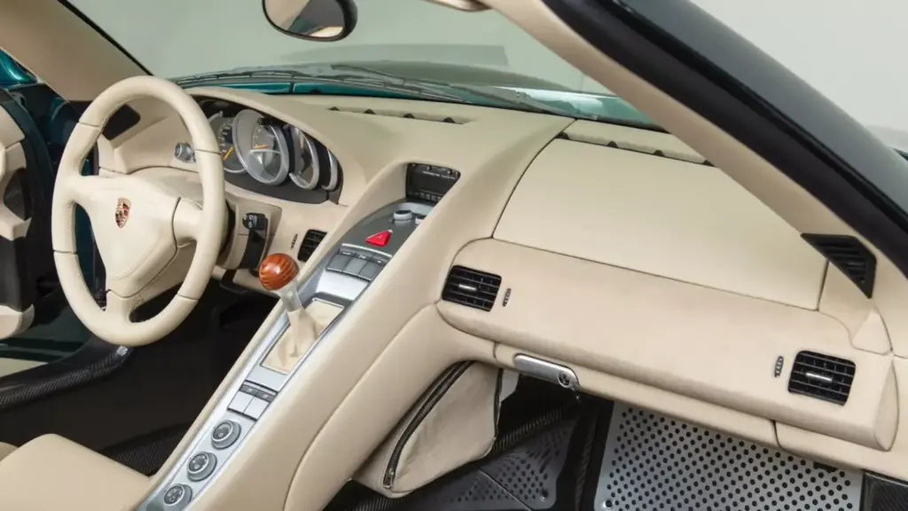 2026 Porsche Carrera GT SC. Imagen interior.
