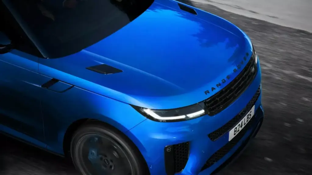 2026 Range Rover Sport SV Ultimate Edition 15 Motor16
