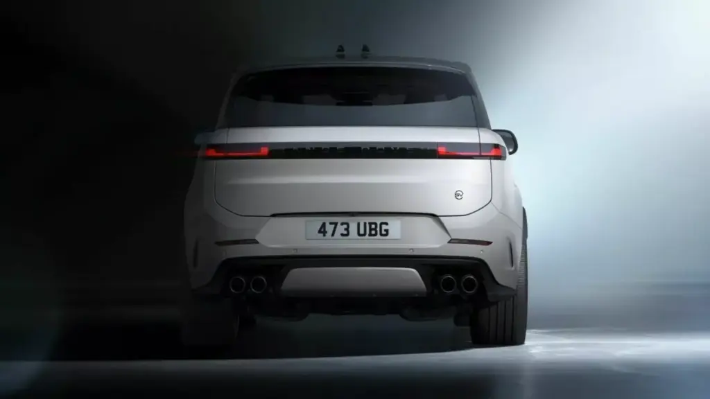 2026 Range Rover Sport SV Ultimate Edition 8 Motor16