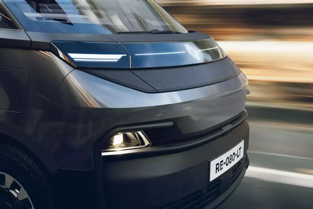 2026 Renault Trafic Van E Tech Electrica 6 Motor16