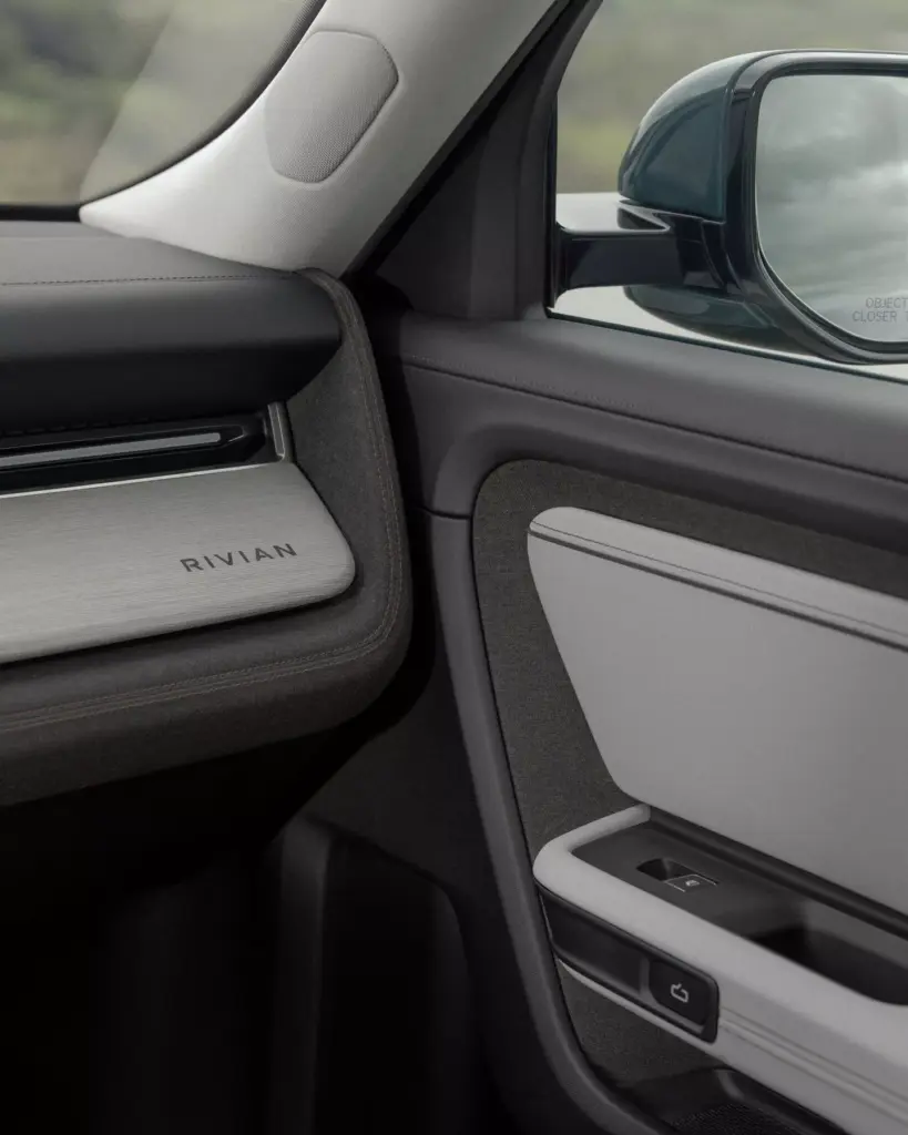 2026 Rivian R2 37 Motor16