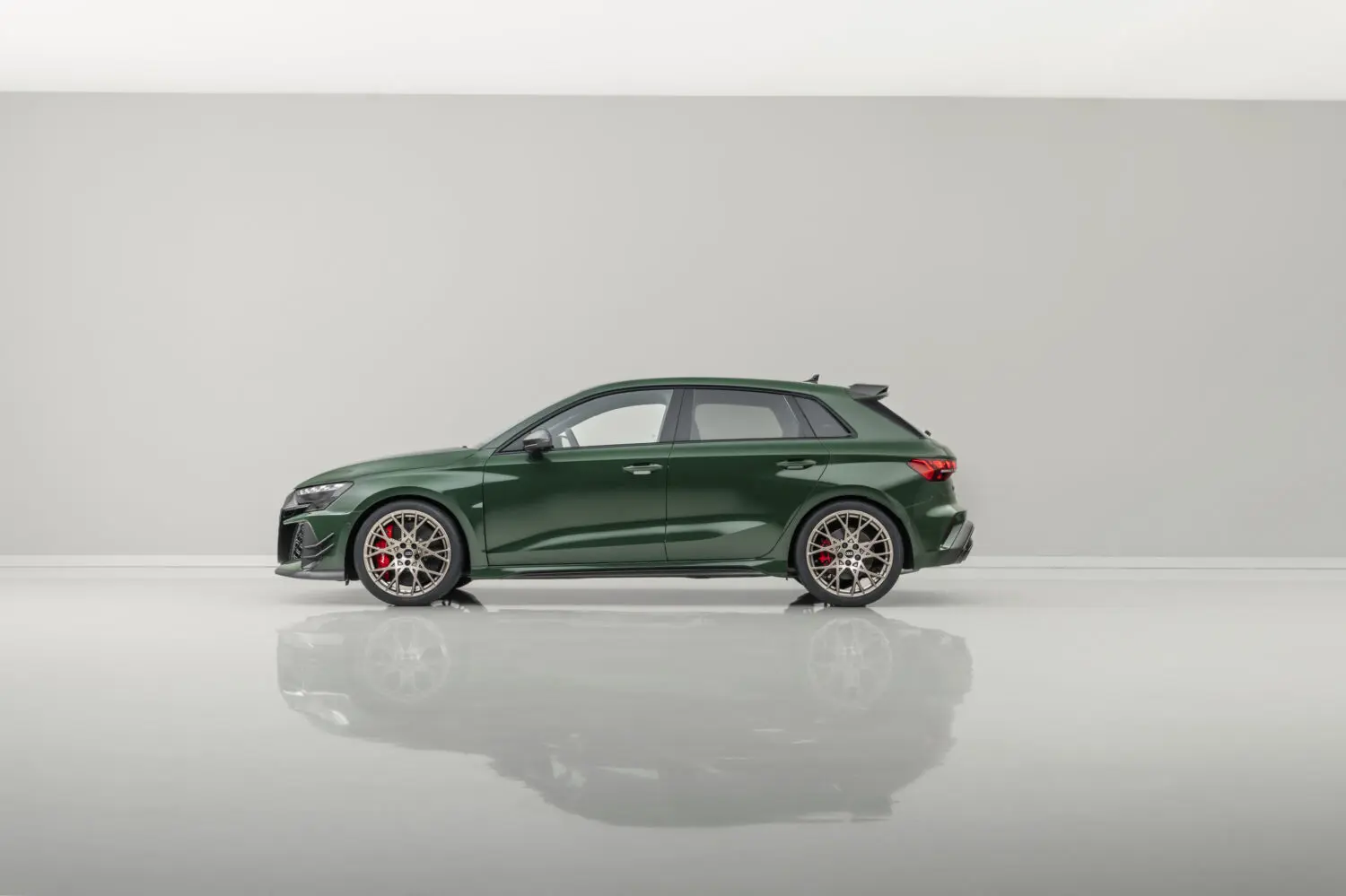 2026-audi-rs-3-competition-limited-47.webp
