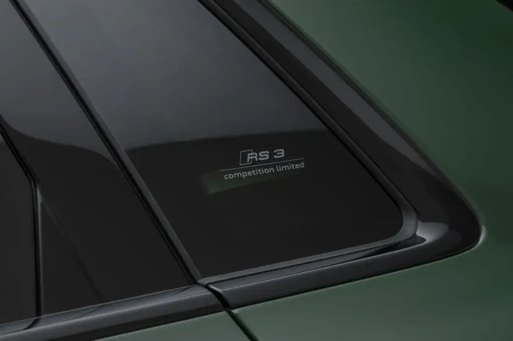 2026 Audi RS 3 competition limited. Imagen detalle.