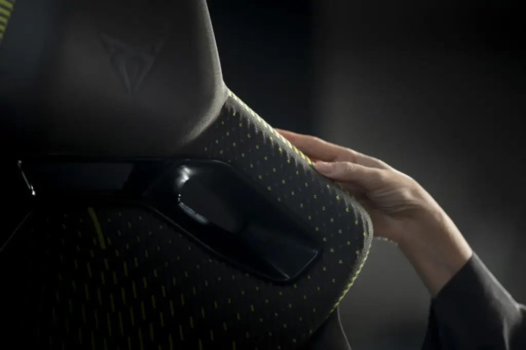 2026 cupra raval cup bucket tejido 3d 3 Motor16