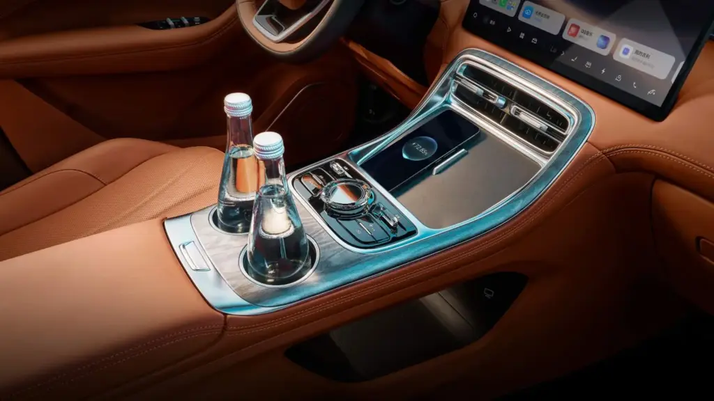 Geely Galaxy M7: El SUV insignia y con 1.730 kilómetros de autonomía 27 Motor16 2026 geely galaxy m7 26 Motor16