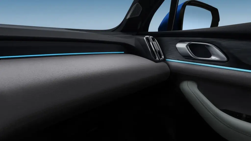 Geely Galaxy M7: El SUV insignia y con 1.730 kilómetros de autonomía 30 Motor16 2026 geely galaxy m7 7 Motor16