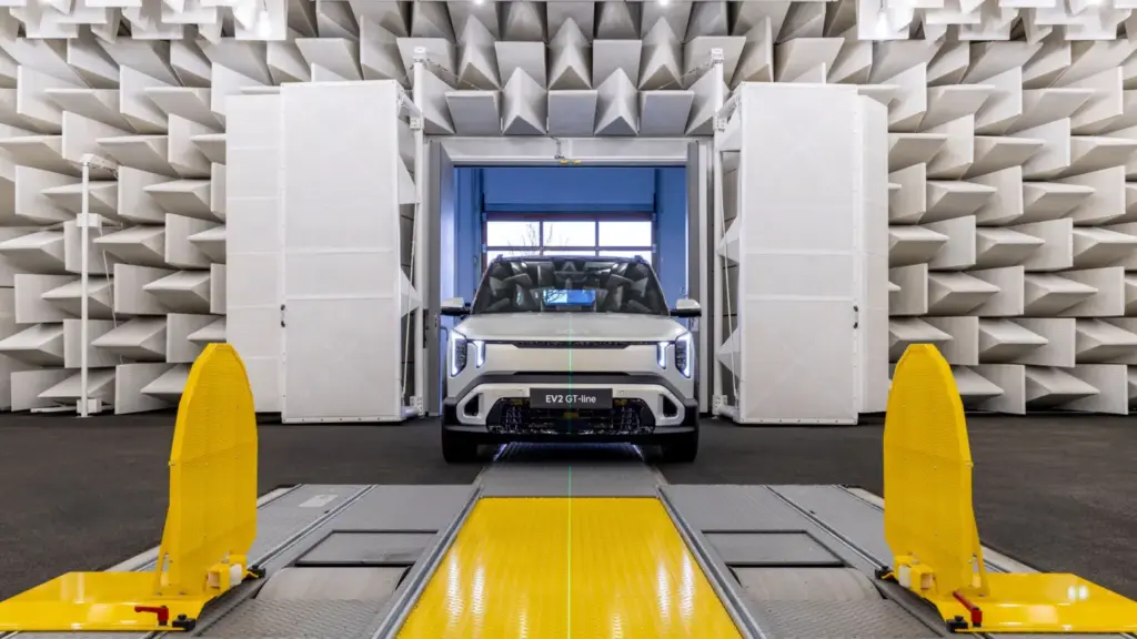 2026 Kia EV2 NVH. Imagen frontal.