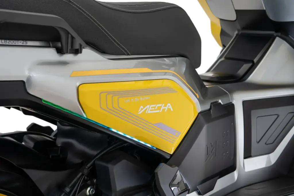 LETBE Mecha 125 ABS: El scooter 'cyberpunk' que tienes por 3.190 euros 29 Motor16 2026 letbe mecha 125 4 Motor16