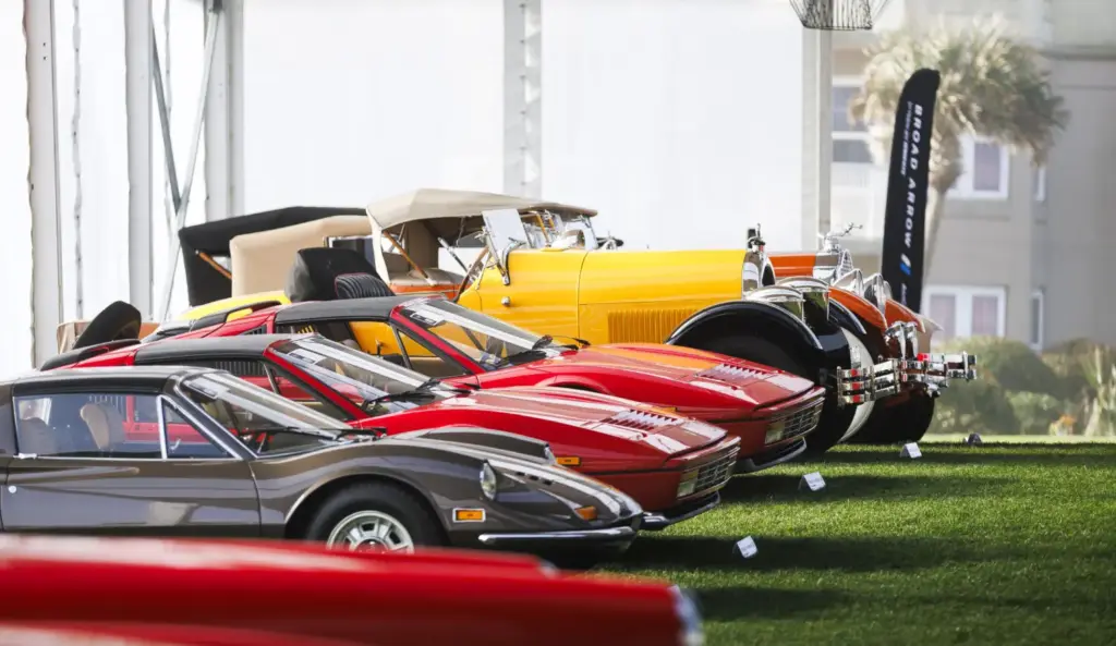 El Ferrari Enzo lidera una lista que recauda 111 millones de dólares y fija cinco récords mundiales 11 Motor16 El Ferrari Enzo lidera una lista que recauda 111 millones de dólares y fija cinco récords mundiales