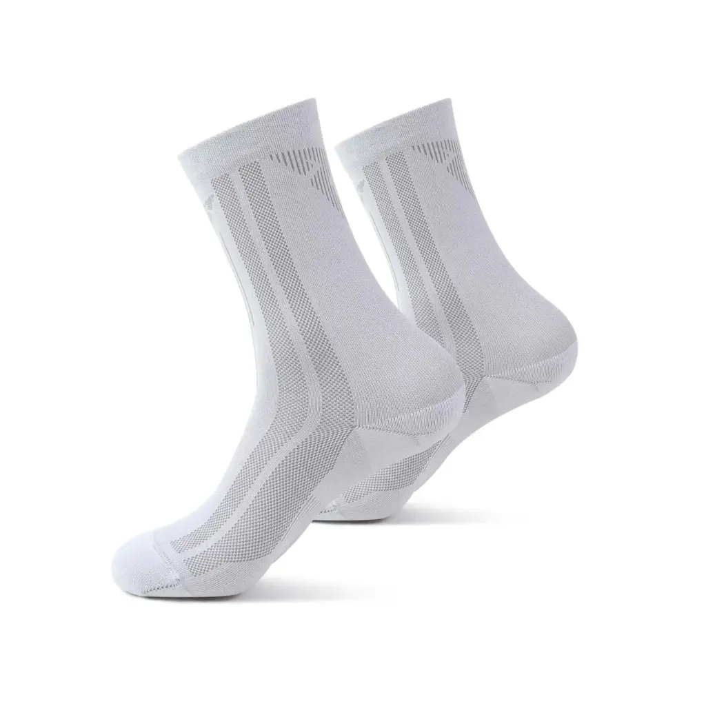 ACTIVEWEAR COLECCION CUPRA DESING11 Motor16