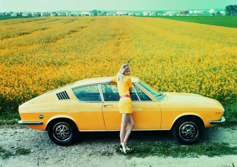 Audi 100 Coupé S, el coupé de culto que salvó a Audi, renace en un libro