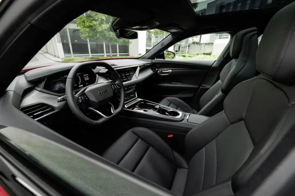 AUDI ETRON GT QUATTRO 2 Motor16