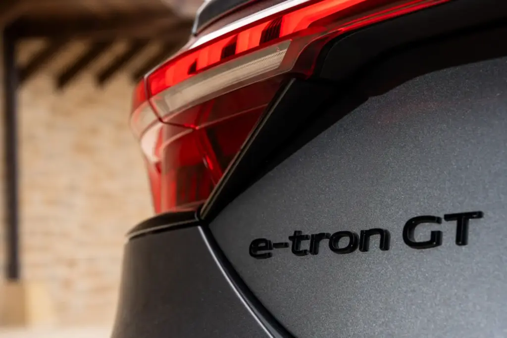 AUDI ETRON GT QUATTRO 9 Motor16