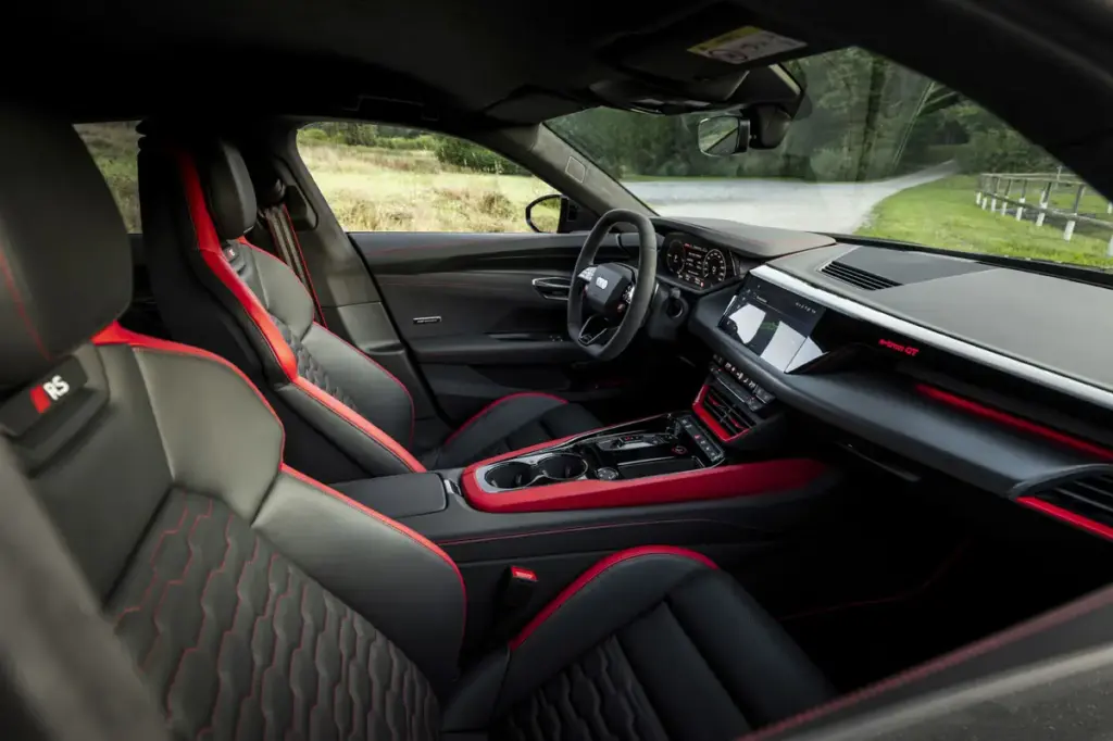 AUDI RS ETRON GT 16 Motor16