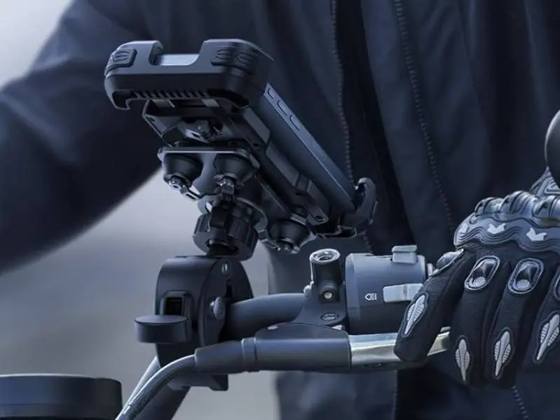 Protege tu móvil en moto por menos de 30 euros con este soporte de Amazon 2 Motor16 Soporte móvil de motocicletas de Amazon