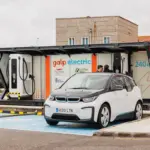 Las baterías del Nissan LEAF tienen una segunda vida cargando vehículos eléctricos en el Puerto de Vigo