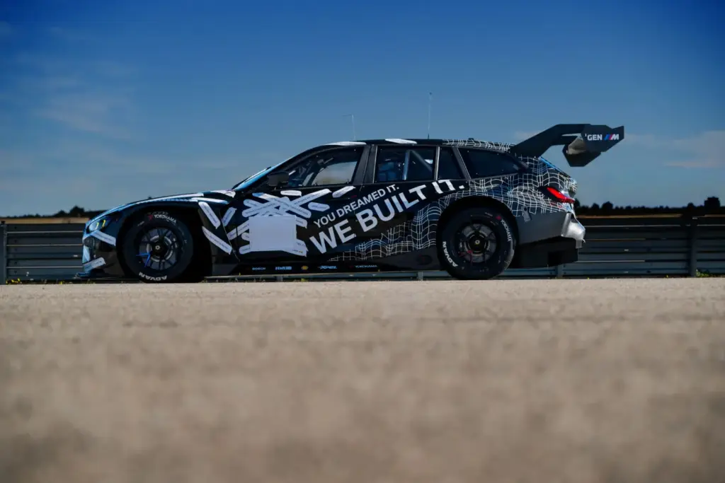 BMW M3 Touring en las 24 Horas de Nurburgring 3 Motor16